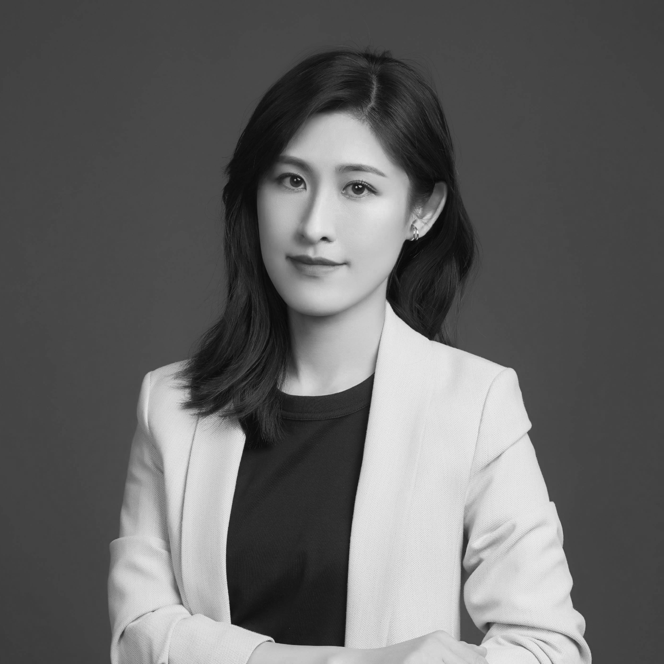 蔡昀倩 照片